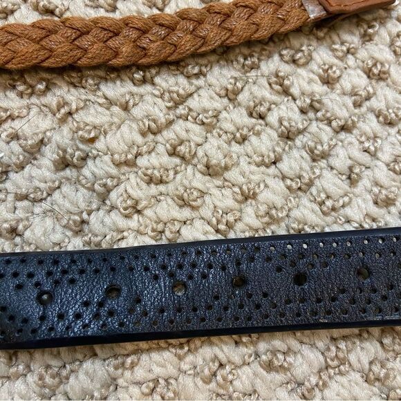 Lot of 6‎ Ladies Skinny Belts Various Styles Size Medium to Large - Picture 15 of 16